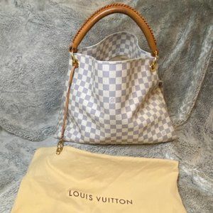 Louis Vuitton ARTSY MM Purse